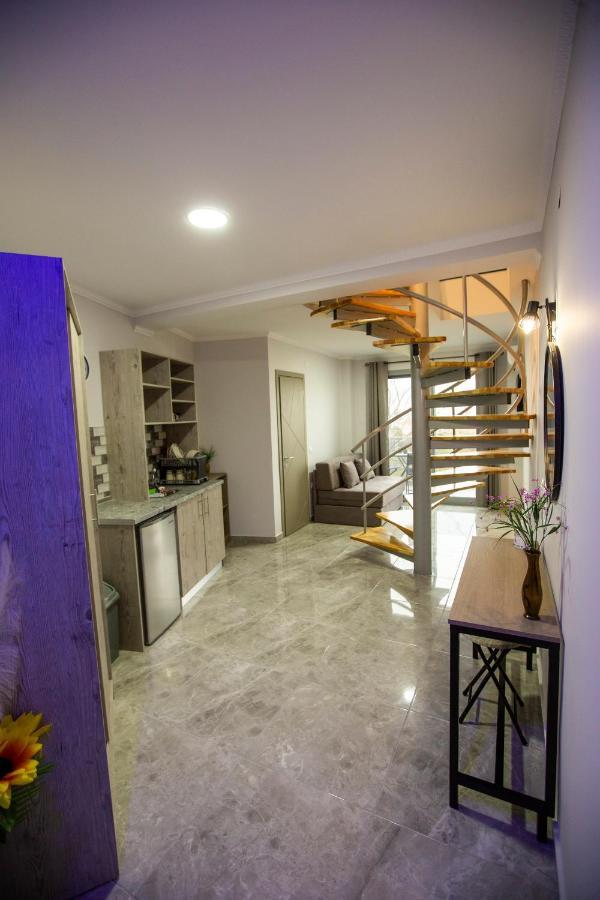Artemida Suites Hanioti Luaran gambar